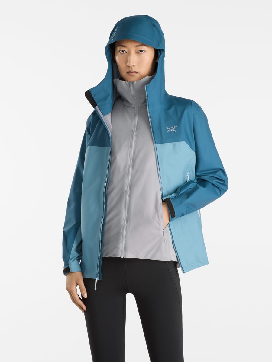 Arc'teryx Women's Atom Lightweight Hoody Solitude | Buy Arc'teryx Women's Atom Lightweight Hoody Solitude he