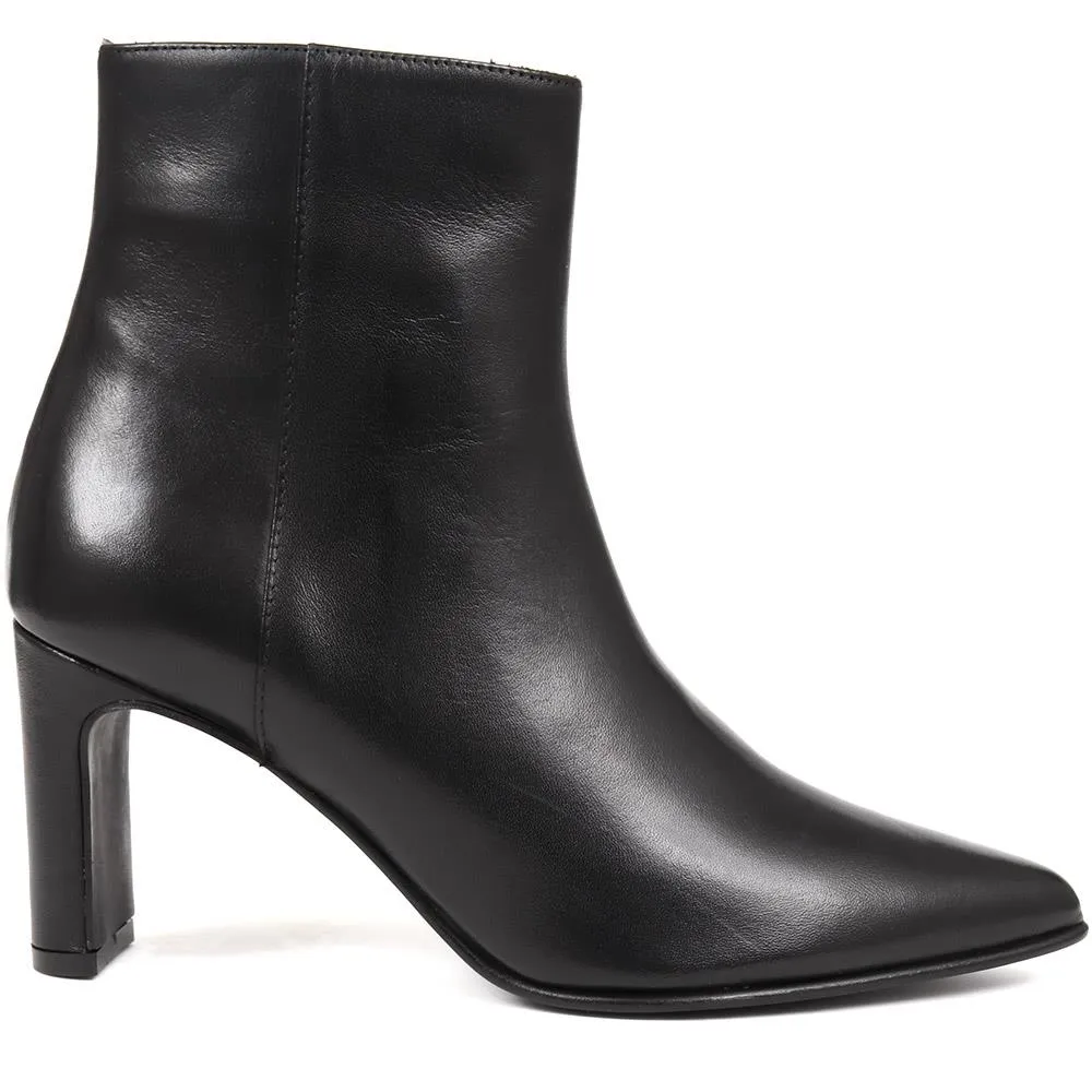 Capriana Heeled Ankle Boots - CAPRIANA / 324 305