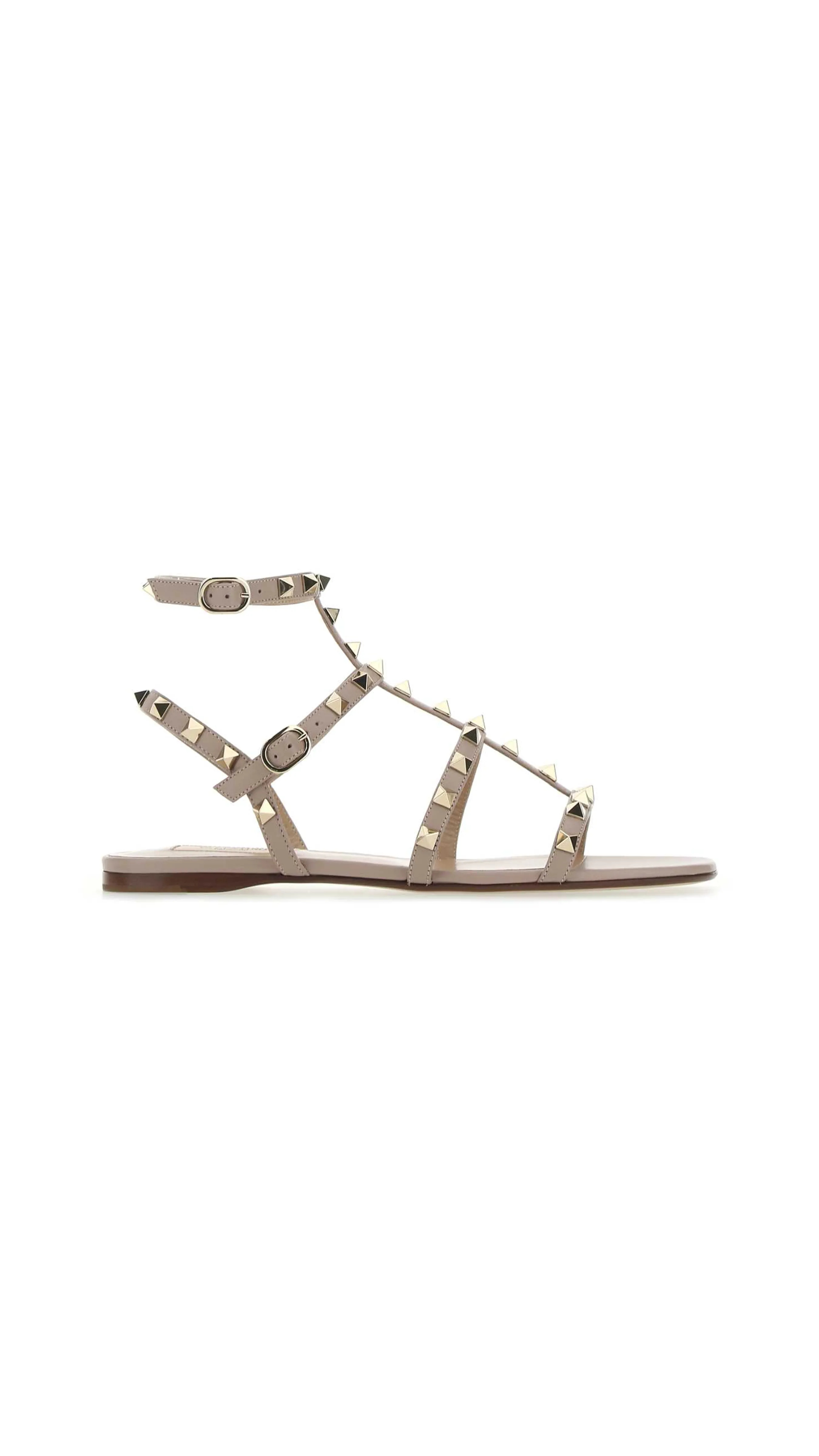 Rockstud Flat Calfskin Sandal with Straps - Poudre