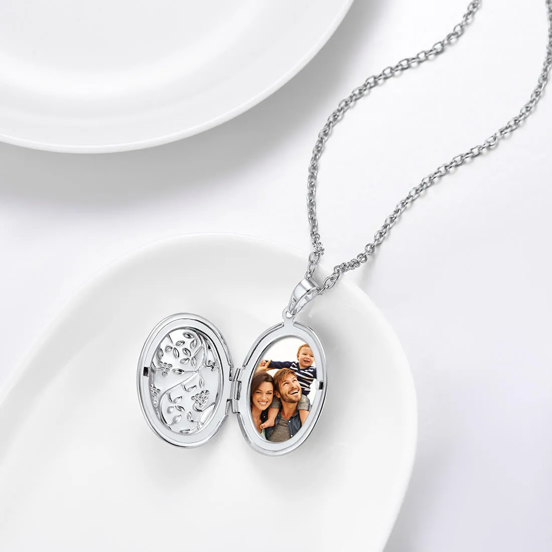 U7 Jewelry Custom Oval Picture Locket Necklace with Flower Branch